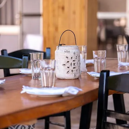 Роскошный шатер Stolos Limin Litochorou