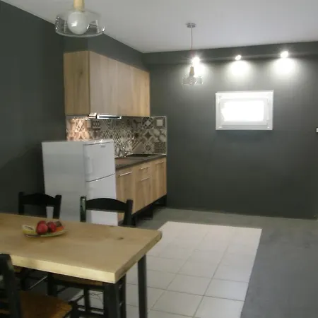 Stolos * Limin Litochorou